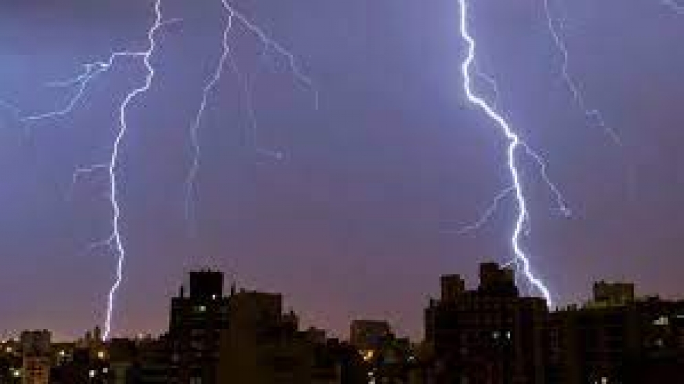 Alerta amarillo por tormentas en Mendoza y nivel naranja por altas temperaturas en Jujuy y Salta
