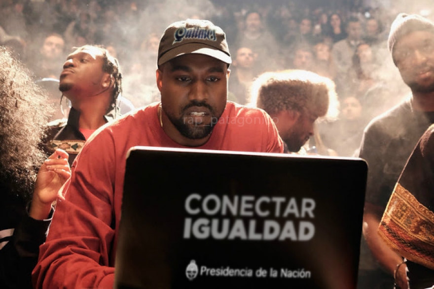Argentina le dio netbooks a jóvenes de bajos recursos y sin querer creó una nueva generación de música urbana