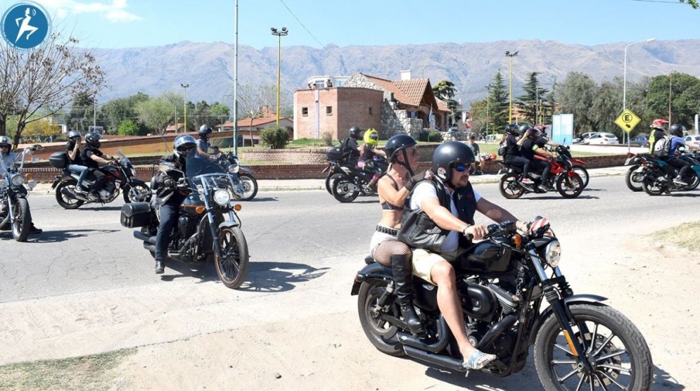 Encuentro Nacional de motoqueros en Merlo