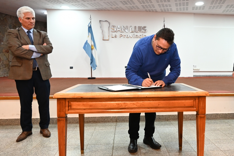 Pacto Provincia - Municipios de San Luis. Rancio avance sobre autonomías y recursos