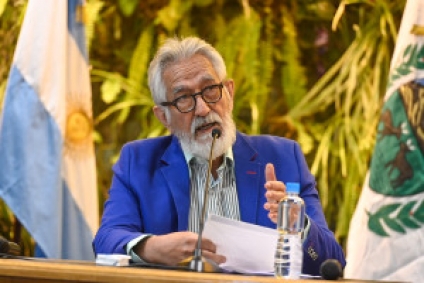 Alberto Rodríguez Saá anuncia aumento del 15% y mejoras en Salud, Seguridad y Educación
