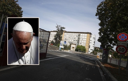 El Papa Francisco fue operado con éxito por divertículos en el colon