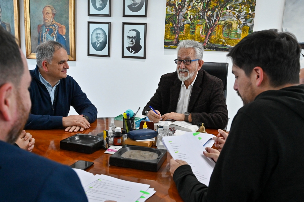 Una nueva reunión del gobernador Alberto Rodríguez Saá con miembros de su gabinete