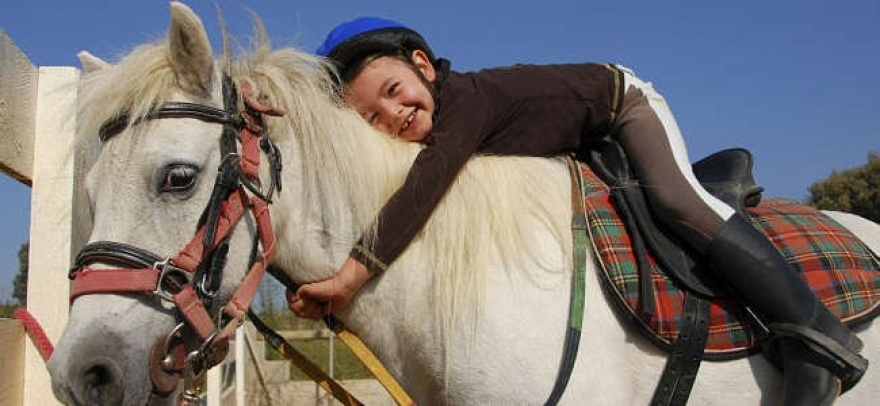 La psicoterapia asistida con caballos en San Luis