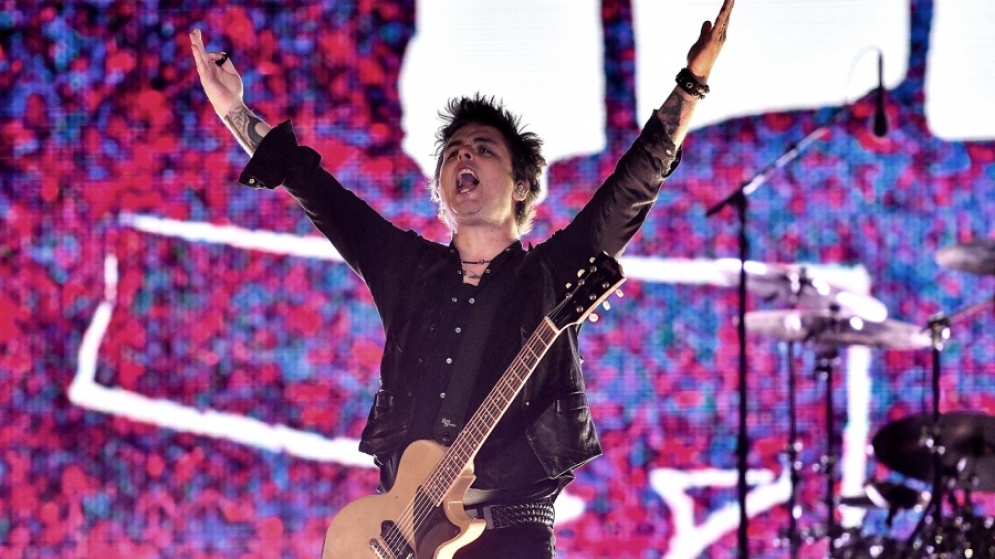 Green Day y Billy Idol desataron una tormenta perfecta de punk rock